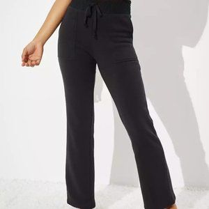 AE Women's High-Waisted Black Sweatpants